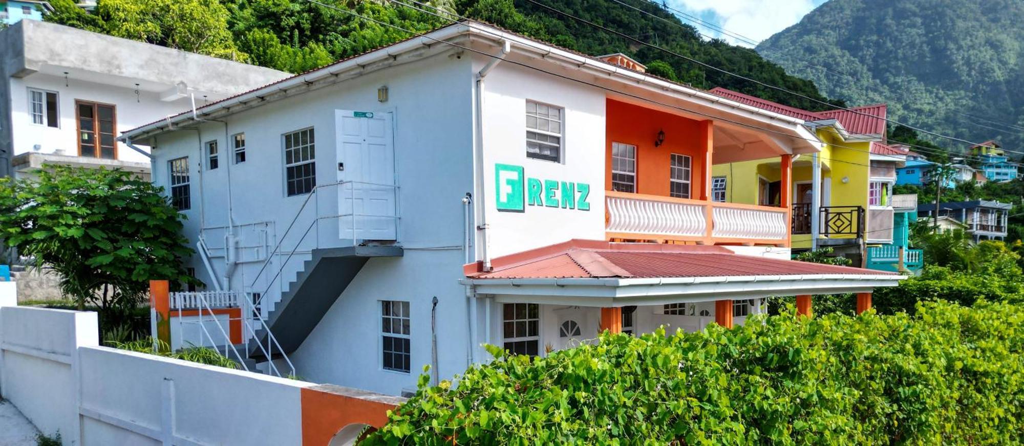 Frenz Hotel Soufrière Buitenkant foto